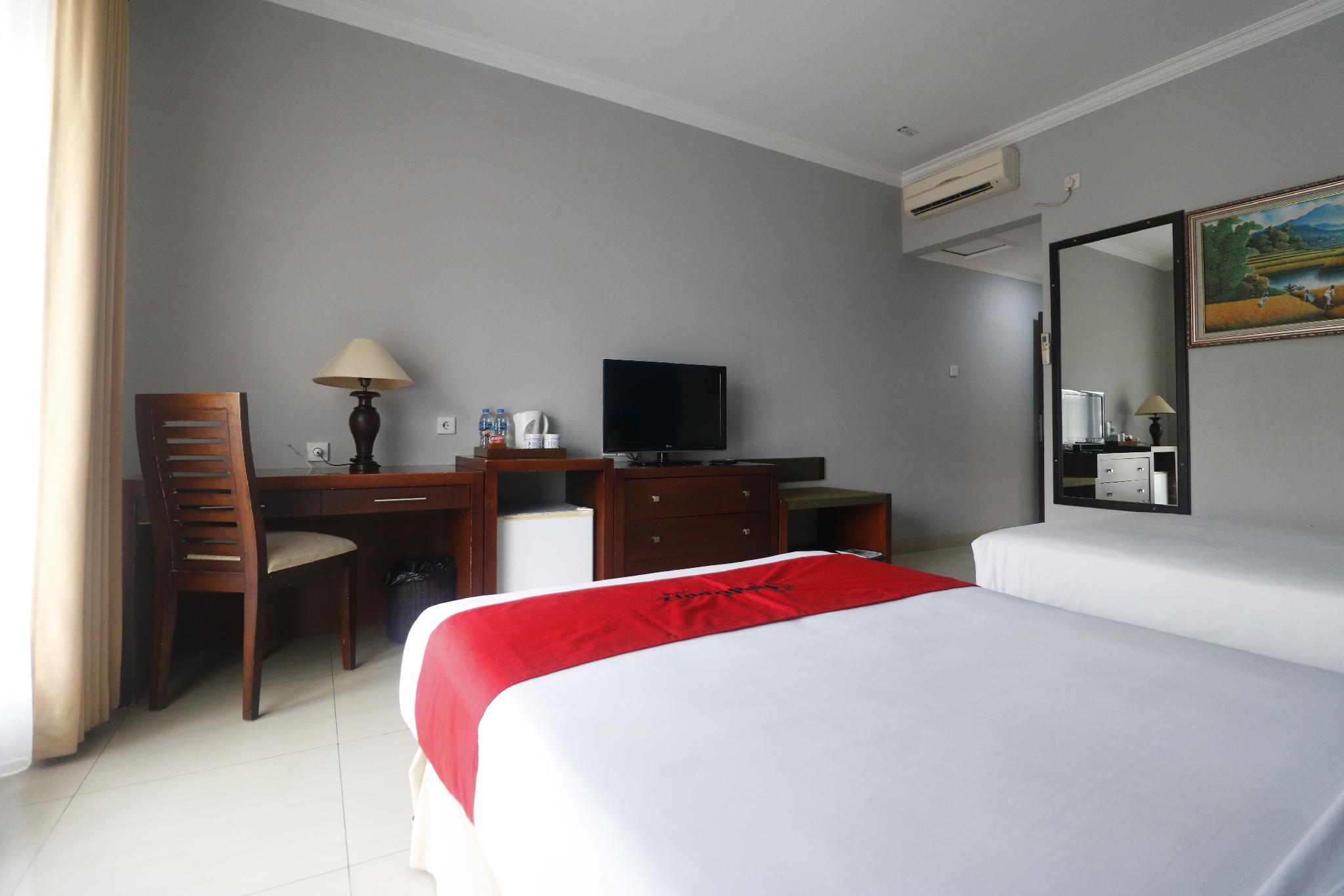 Hotel Reddoorz Premium @ Bukit Damai Indah Balikpapan  Exteriér fotografie