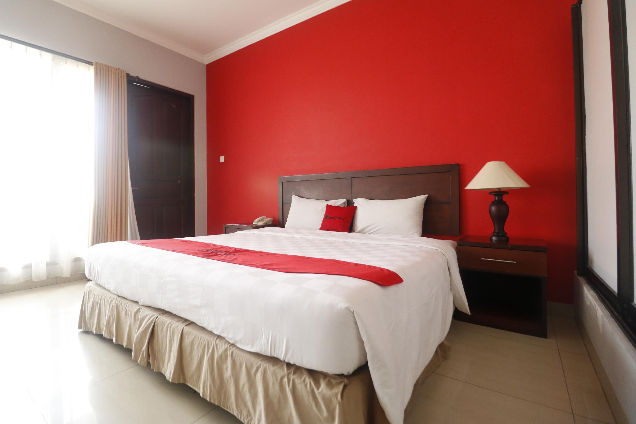 Hotel Reddoorz Premium @ Bukit Damai Indah Balikpapan  Exteriér fotografie