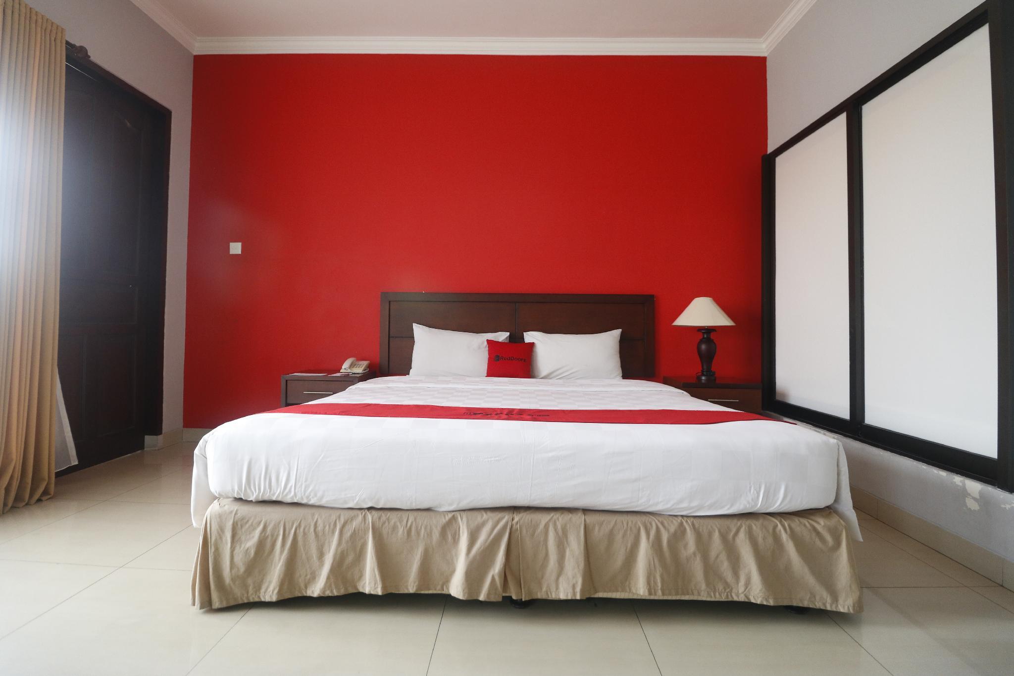 Hotel Reddoorz Premium @ Bukit Damai Indah Balikpapan  Exteriér fotografie