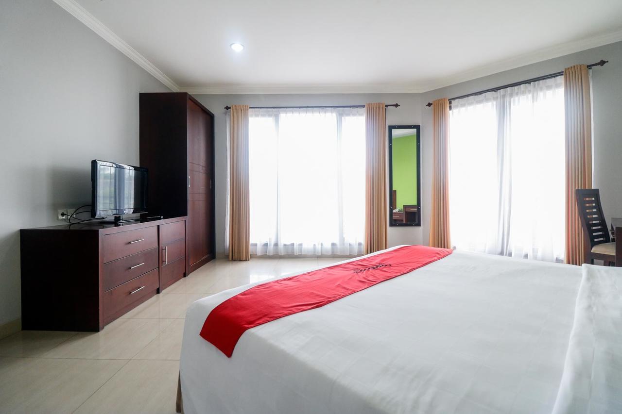 Hotel Reddoorz Premium @ Bukit Damai Indah Balikpapan  Exteriér fotografie